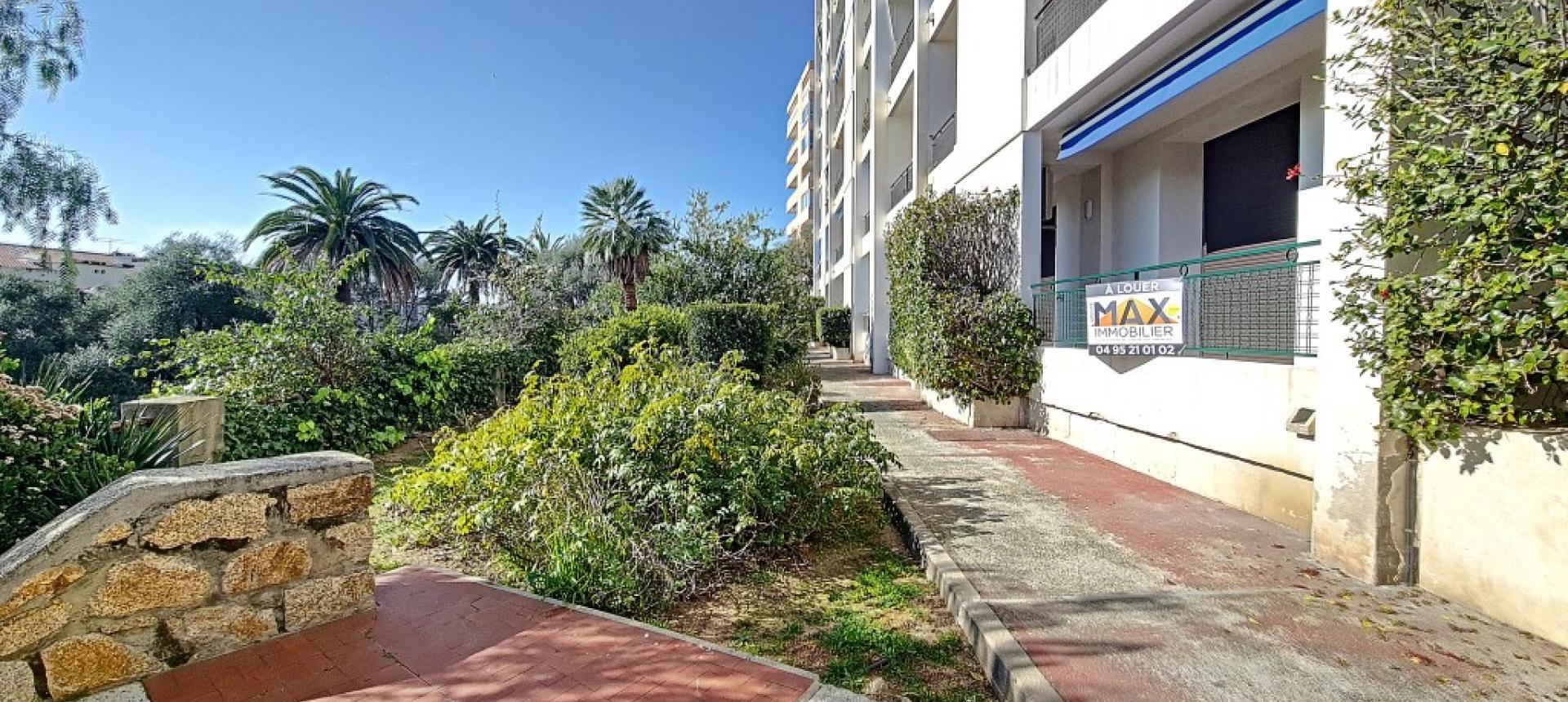 F3 à louer Parc Berthault  immeuble 