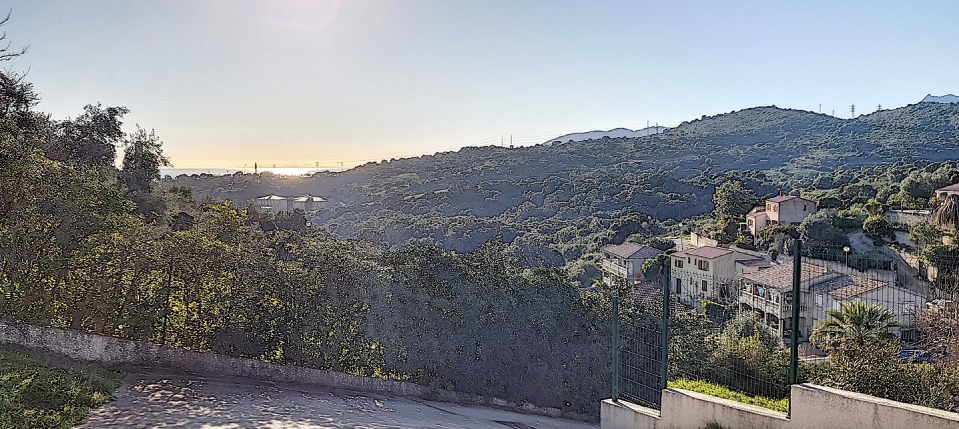F3 RDC à louer secteur Vazzio à Ajaccio