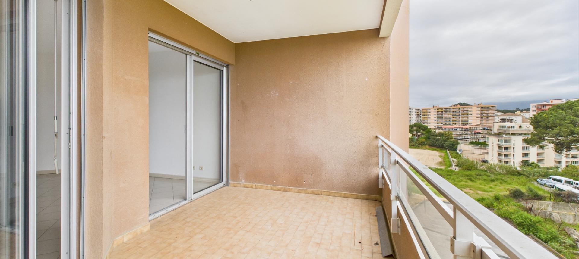 F3 RESIDENCE EMPIRE BAT E1