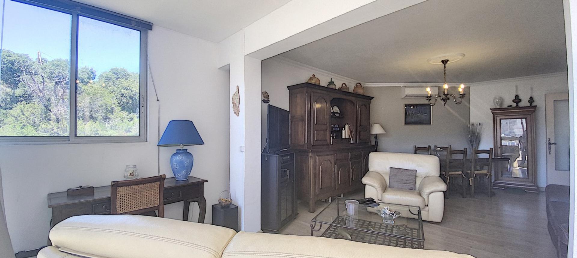 En Corse à Ajaccio, vente d'un appartement de type F3 de 70 m²