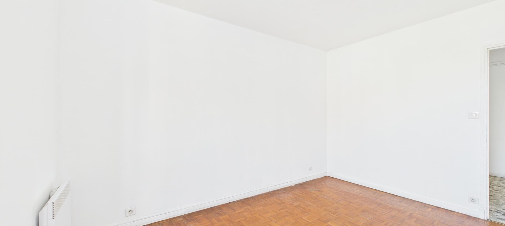 F3 RUE WALESKA