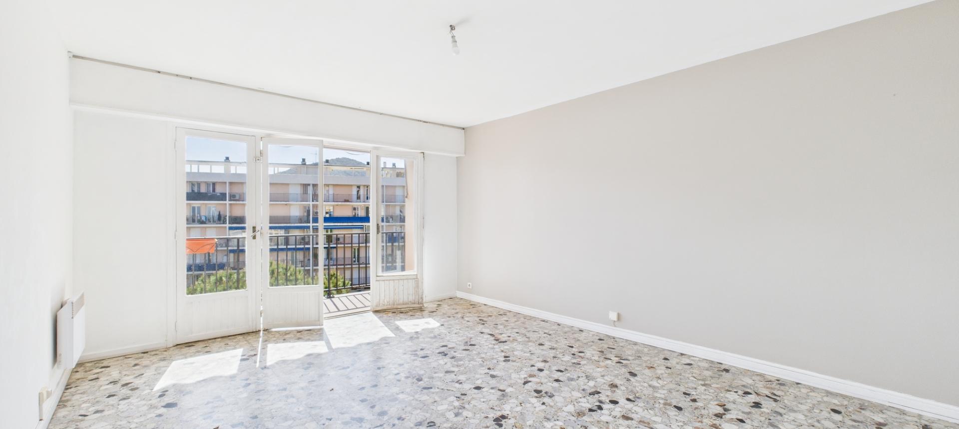 F3 RUE WALESKA