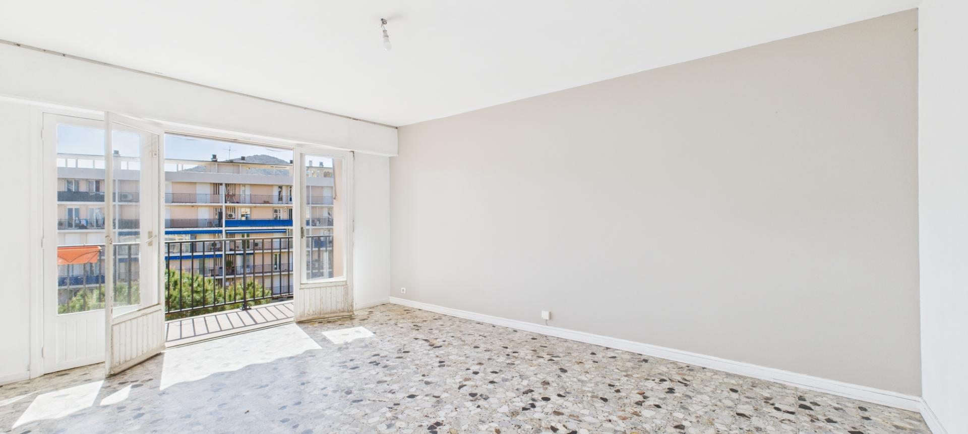 F3 RUE WALESKA
