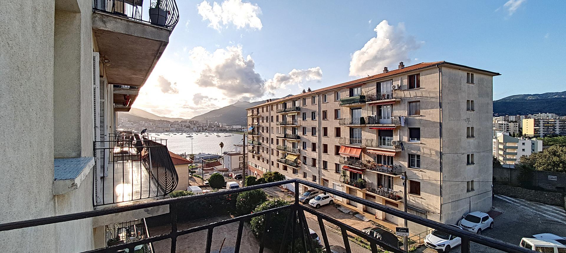 APPARTEMENT F3 À VENDRE ENTREE DE VILLE AJACCIO