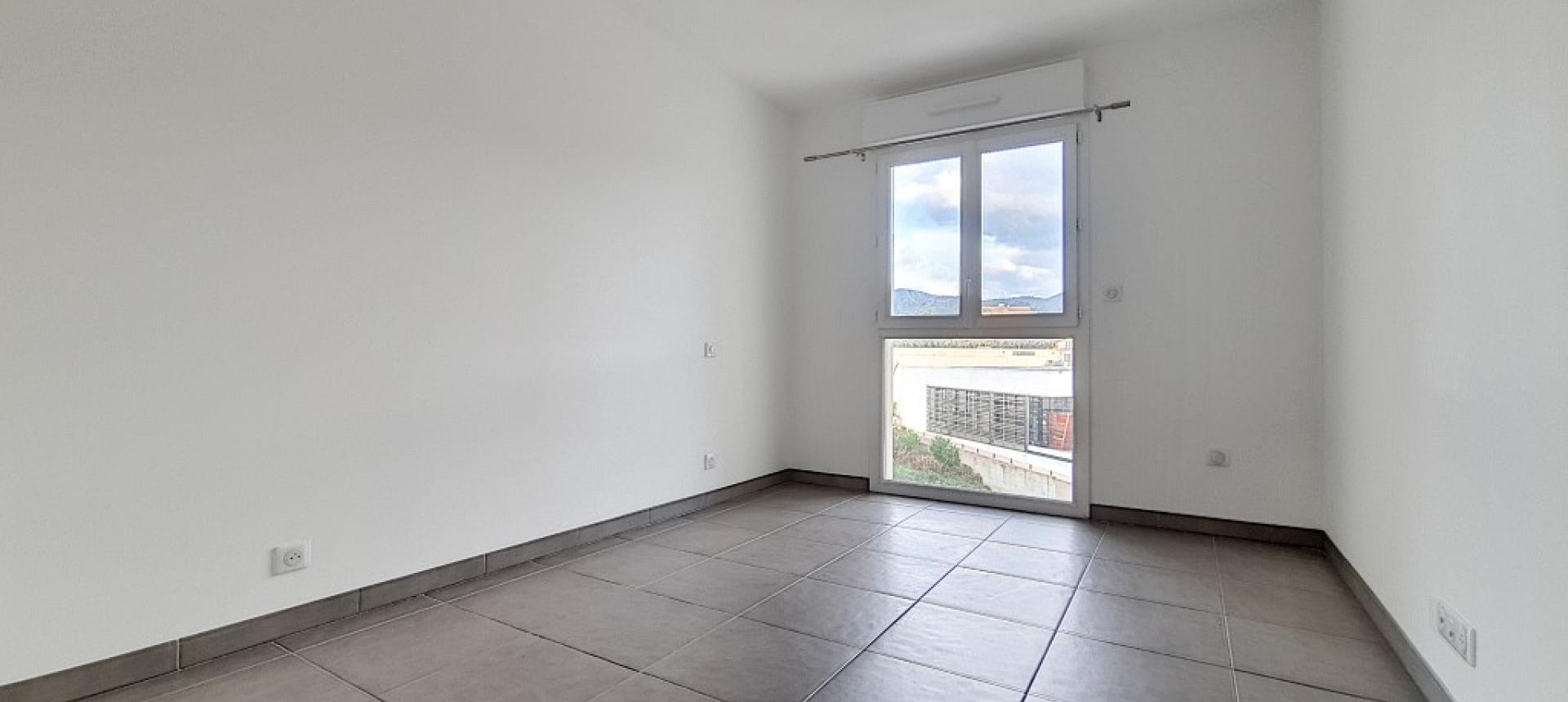 F3 à louer LA PALMERAIE chambre
