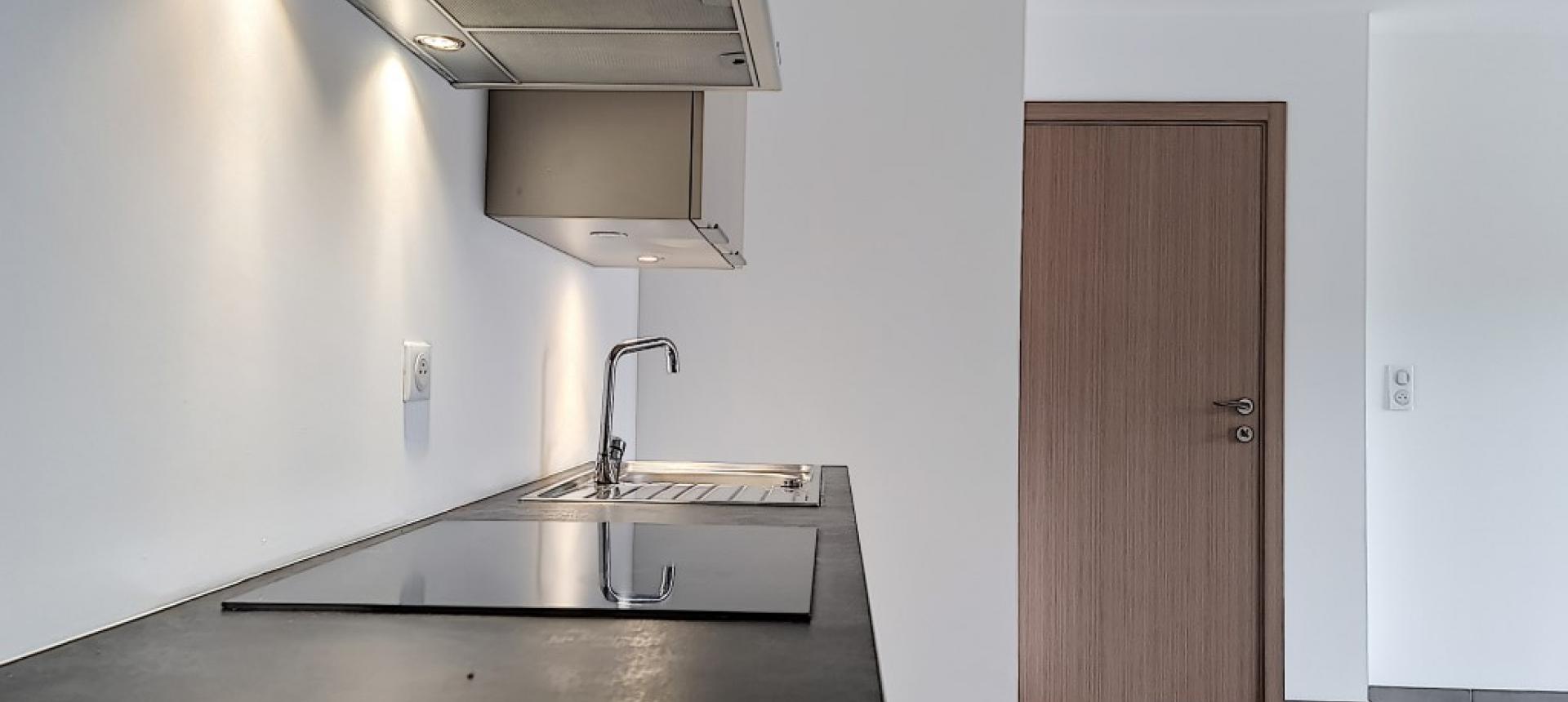 F3 à louer LA PALMERAIE coin cuisine