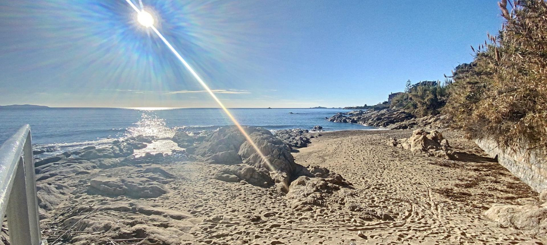 A Ajaccio, Résidence du Parc Lucie, route des Sanguinaires, vente d'un appartement F2