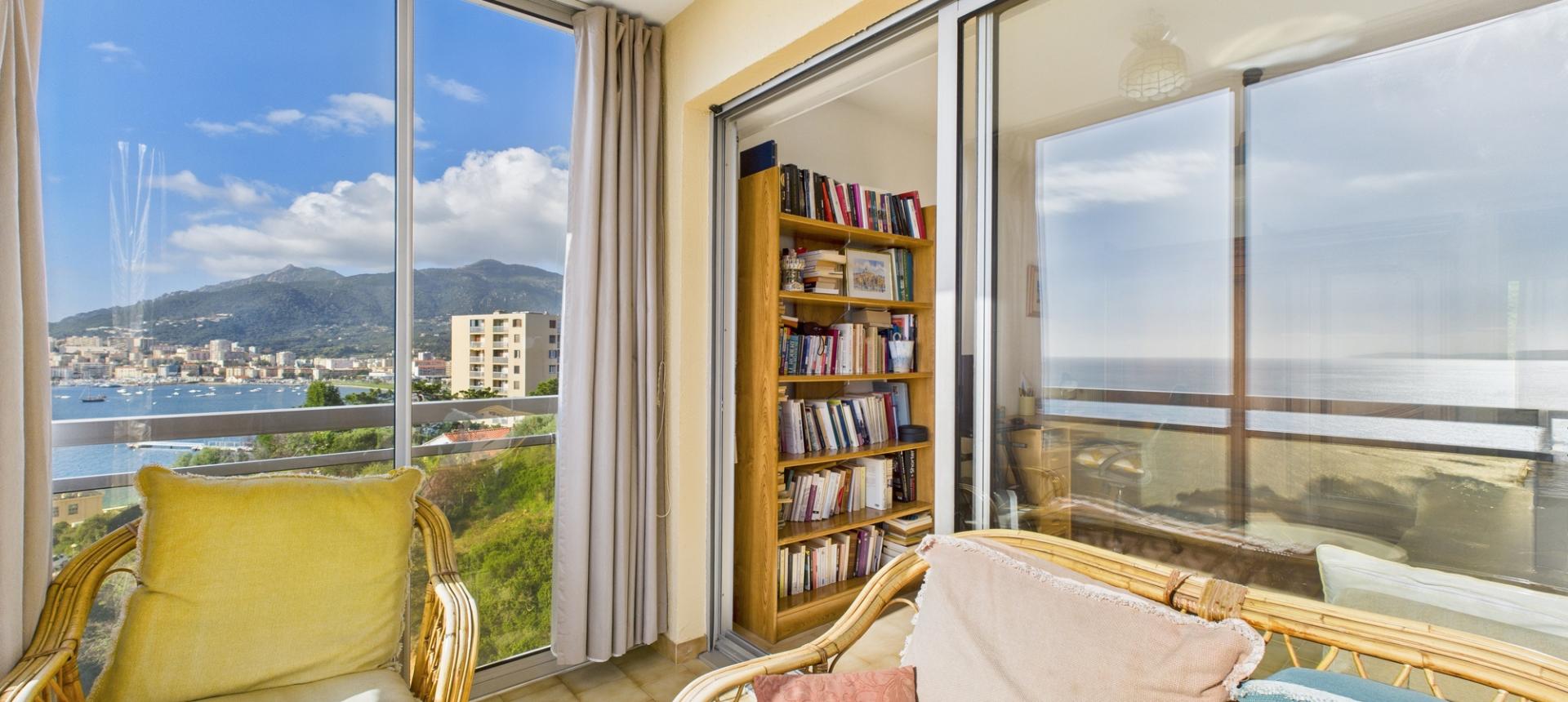 F4  A VENDRE ALZO DI SOLE