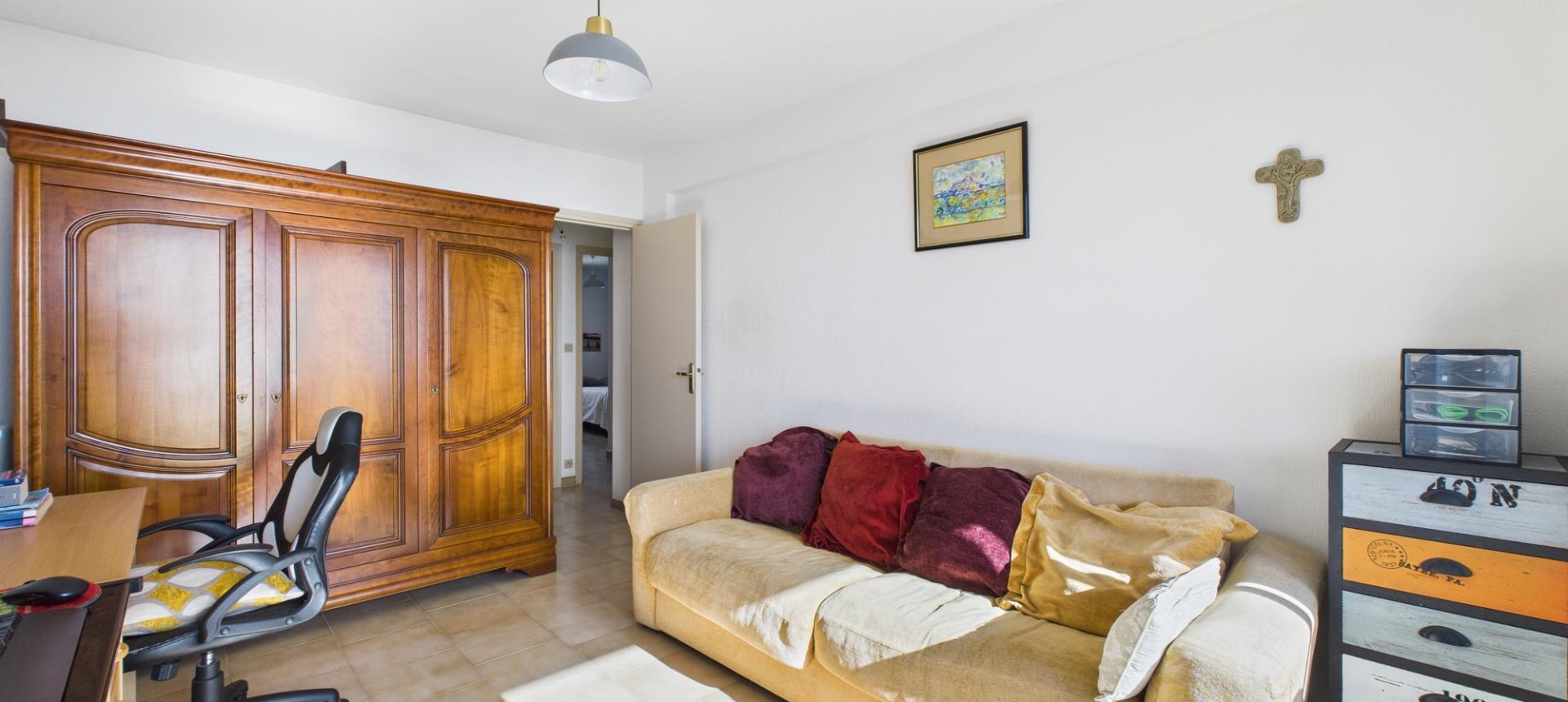 F4  A VENDRE ALZO DI SOLE