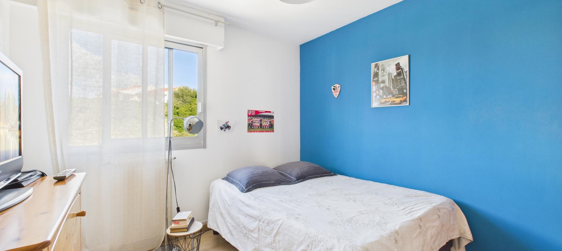 F4  A VENDRE ALZO DI SOLE