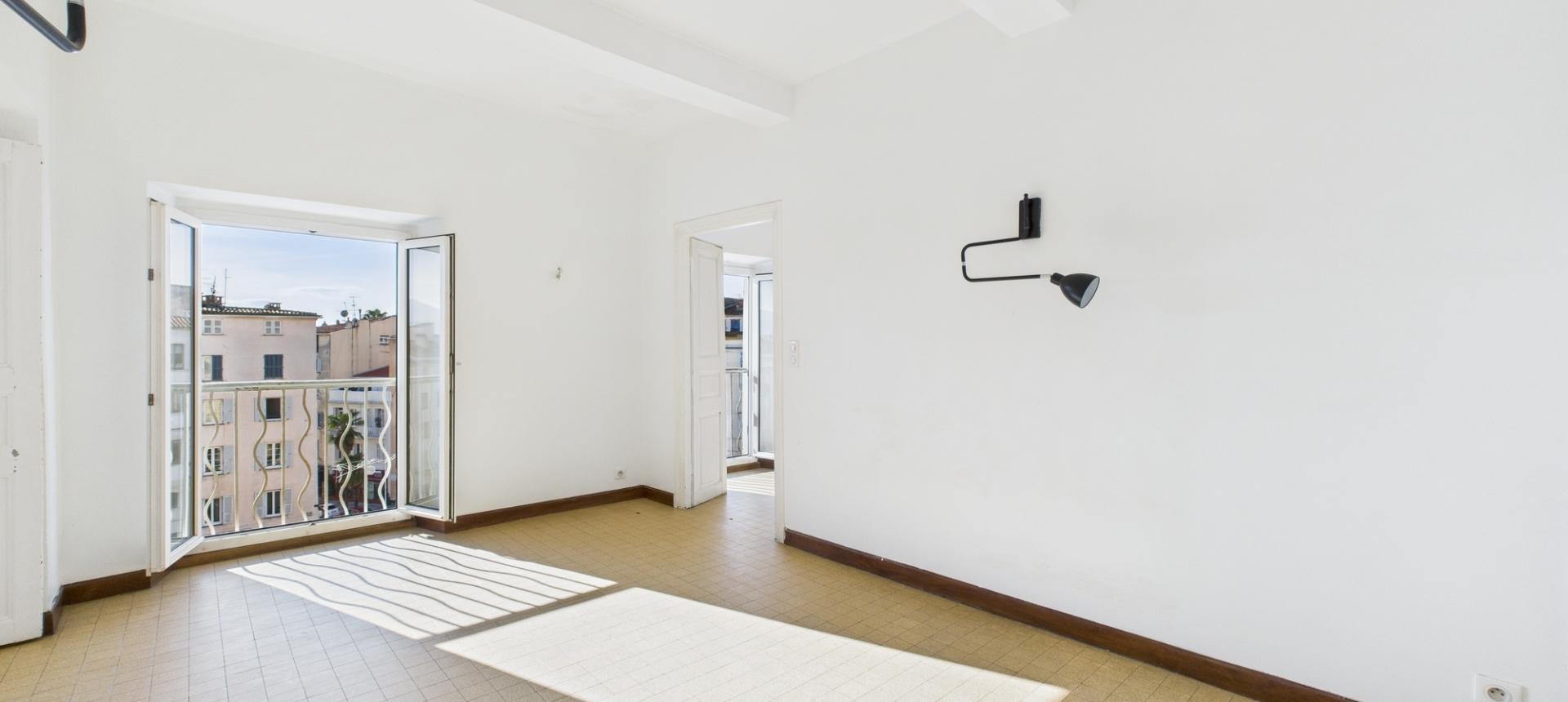 F4 A VENDRE AVENUE ANTOINE SERAFINI 