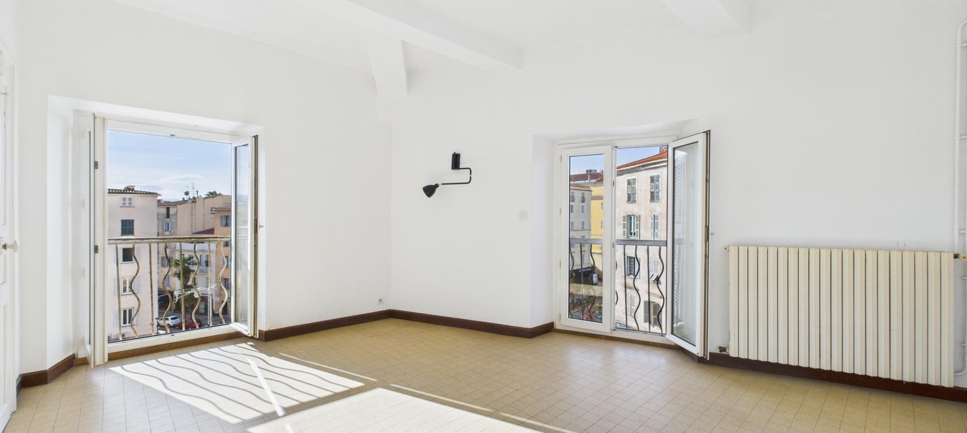F4 A VENDRE AVENUE ANTOINE SERAFINI 