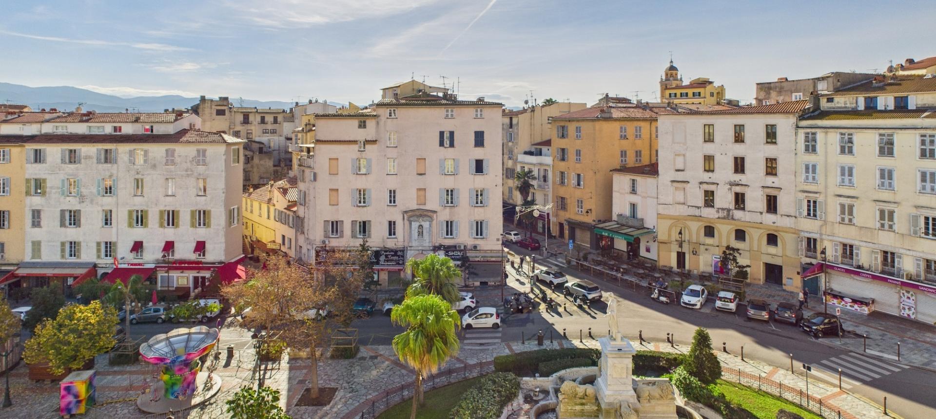 F4 A VENDRE AVENUE ANTOINE SERAFINI 