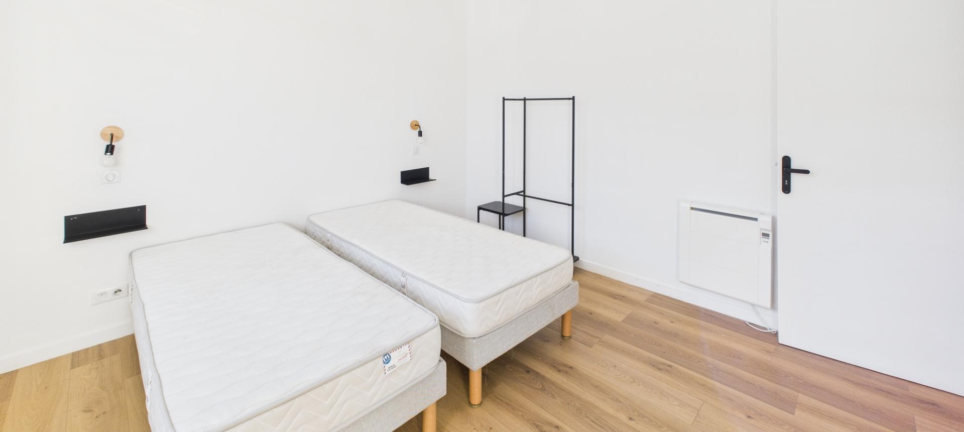 F4  A VENDRE COURS JEAN NICOLI