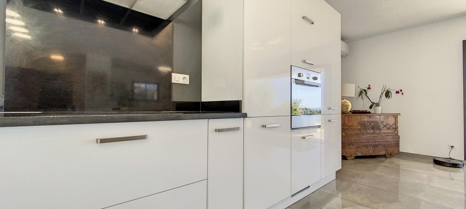 Vente d'un F4 de standing avec jardin près d'Ajaccio à ALATA