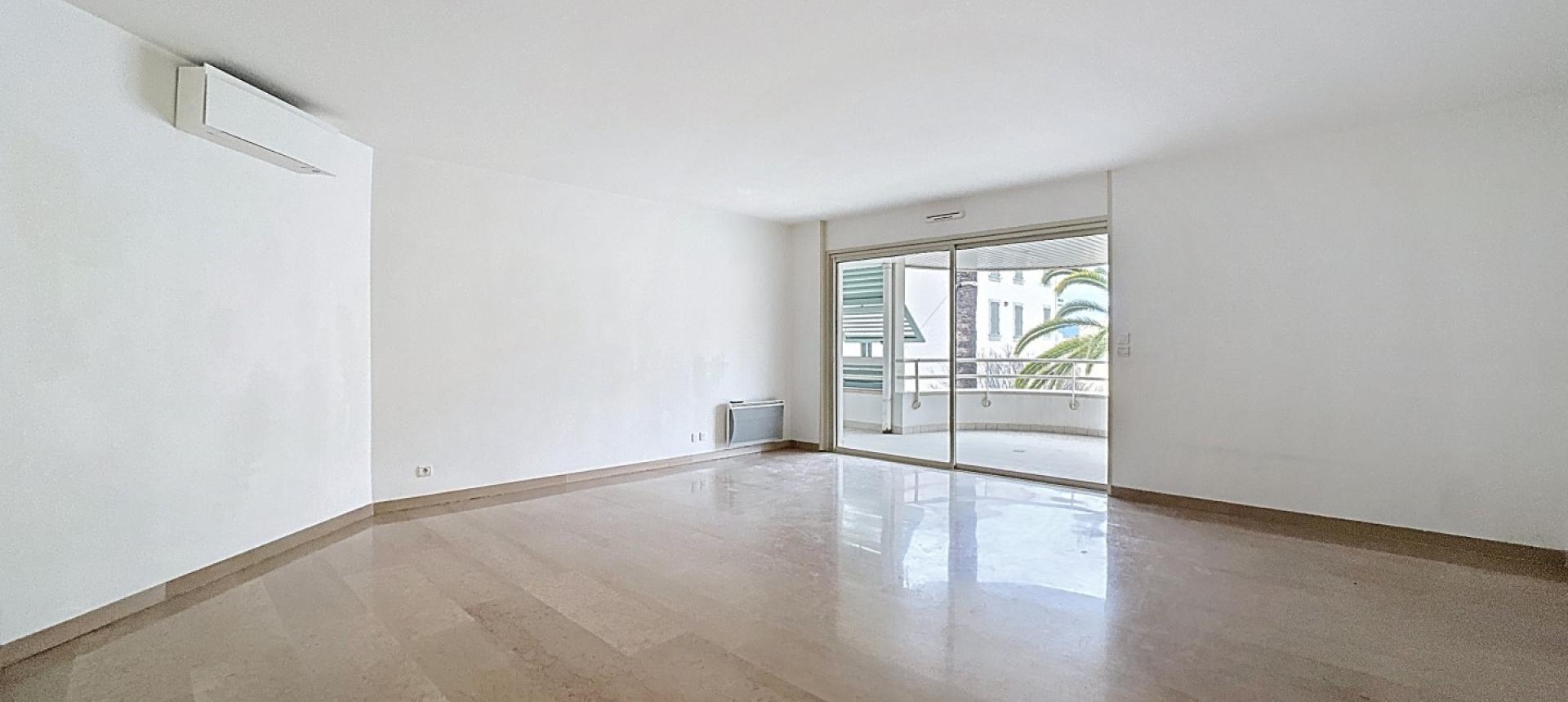 Beau F4 Araucaria secteur Grandval à Ajaccio