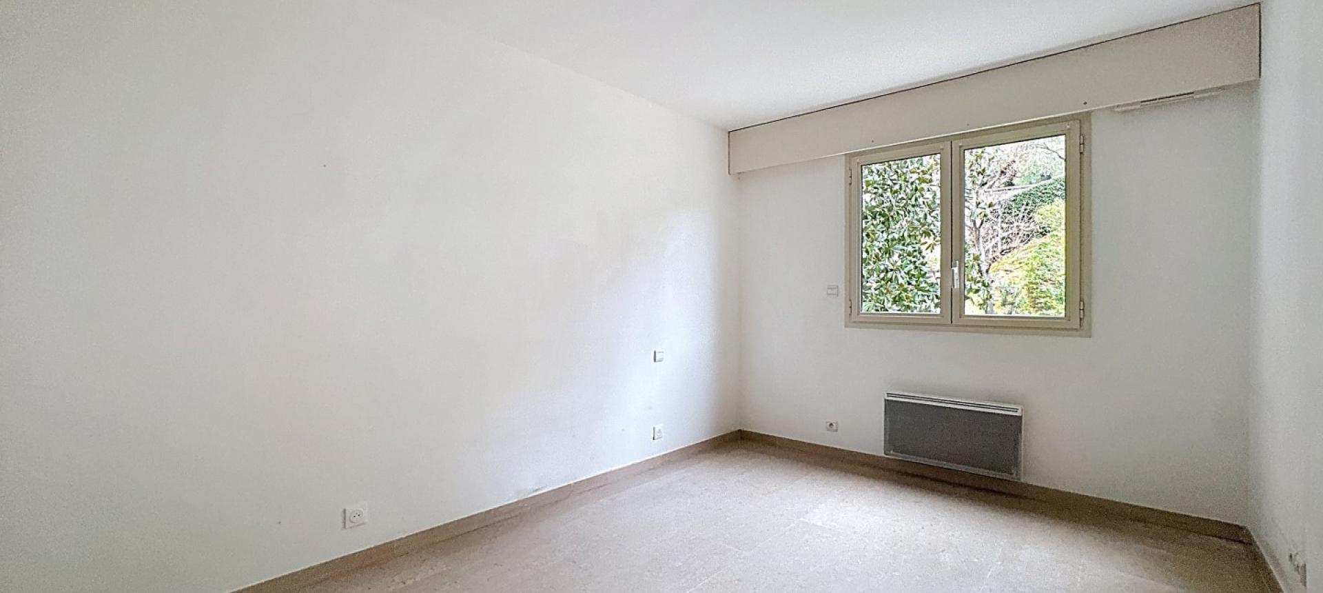 Beau F4 Araucaria secteur Grandval à Ajaccio