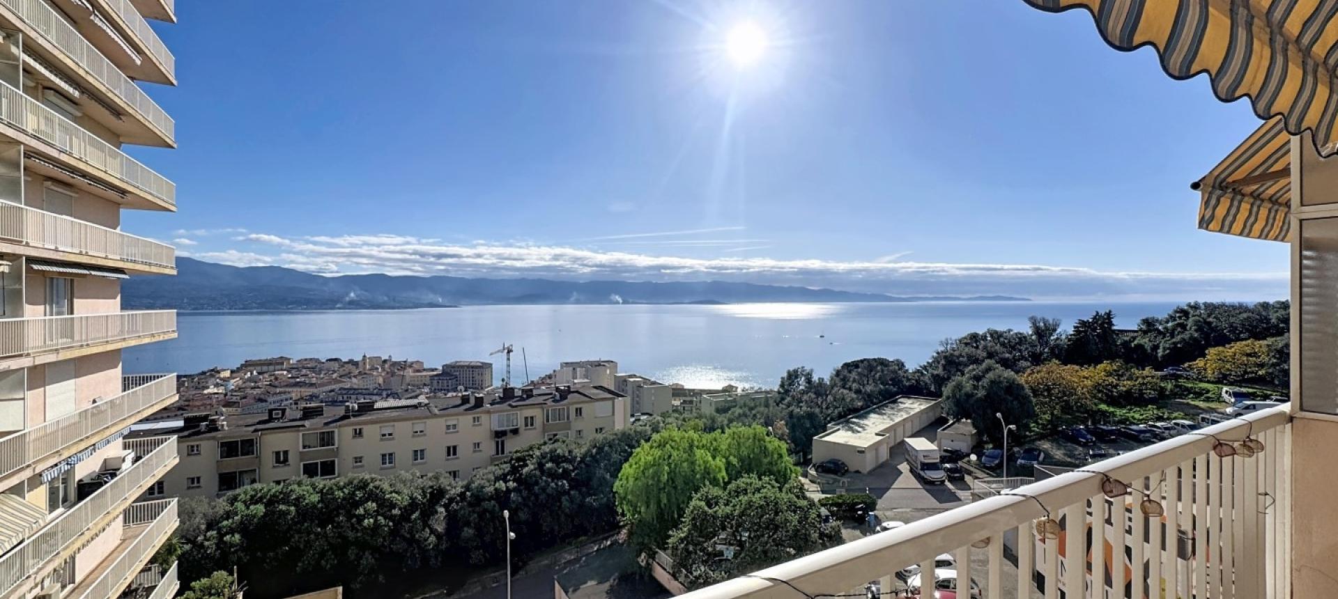 F4 meublé  à louer secteur Belvédère à Ajaccio