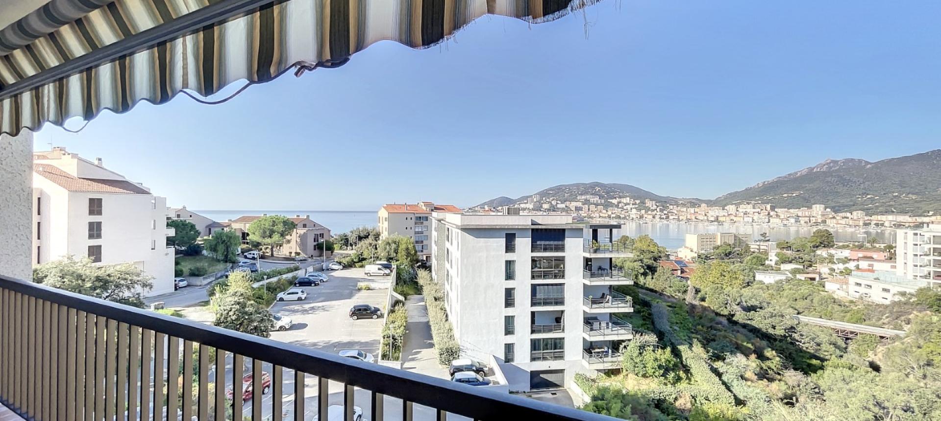 F4 duplex vue mer à vendre à Ajaccio - Aspretto