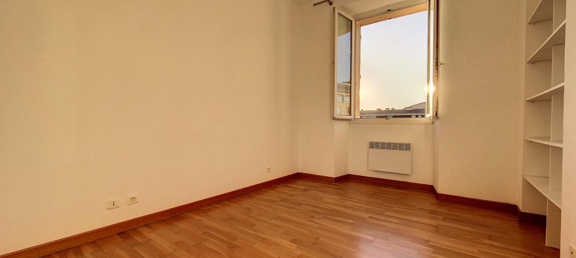 Vente appartement F4 face à la place Diamant - Ajaccio