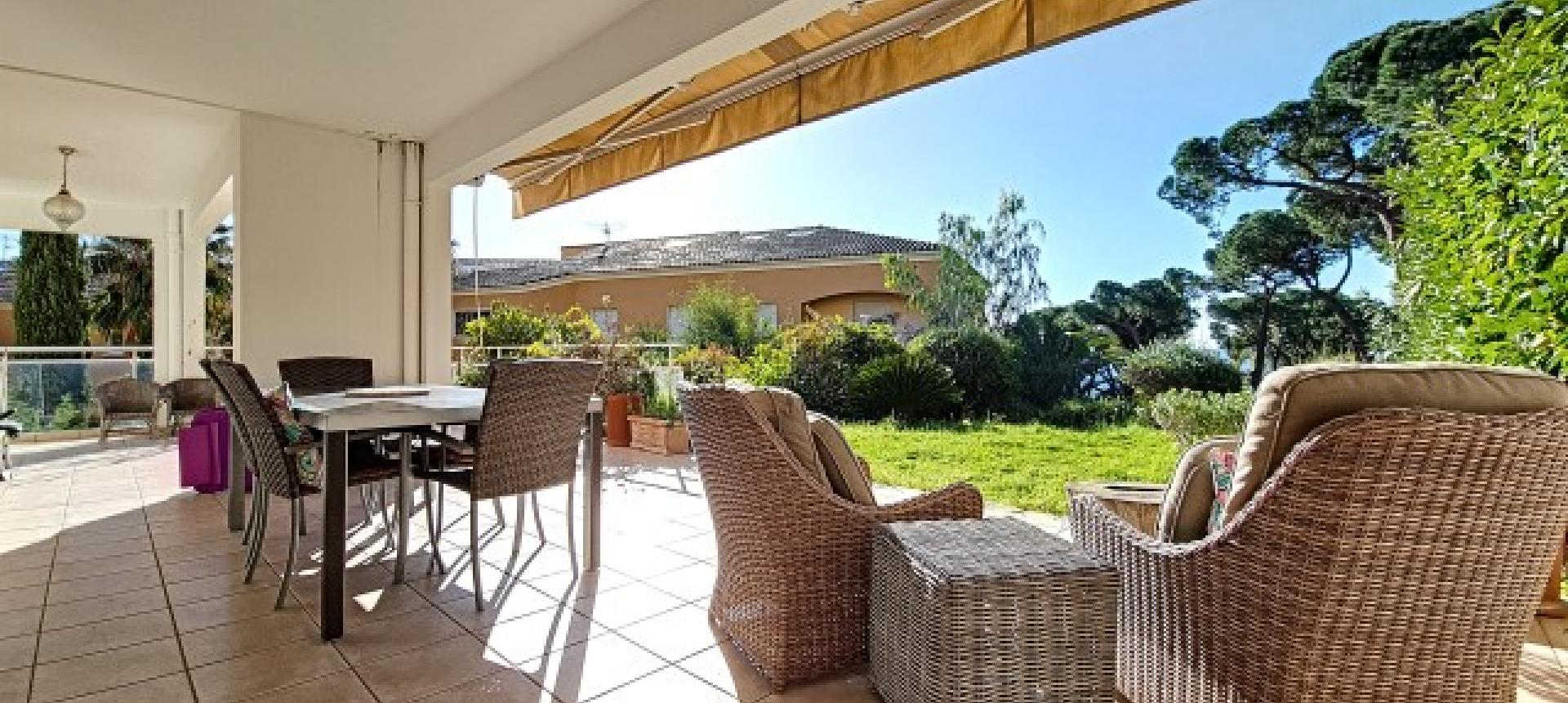 F4 à louer La Pinède terrasse 