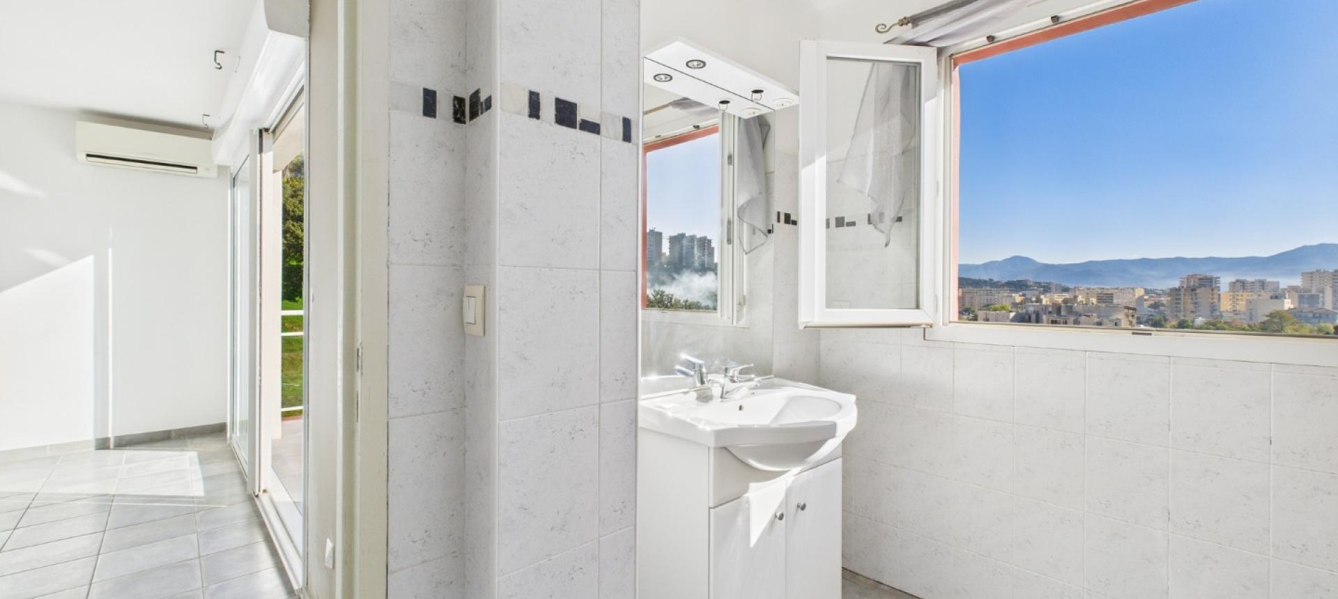 F4 A VENDRE JARDINS DES MILELLI