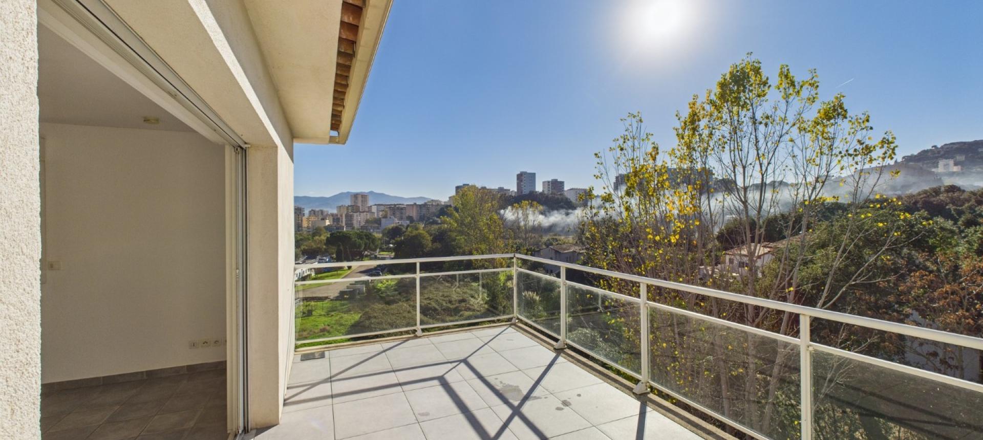 F4 A VENDRE JARDINS DES MILELLI