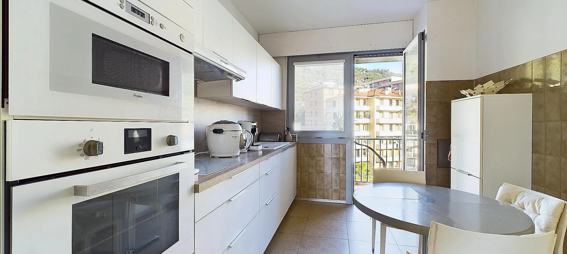 F4 RESIDENCE NAPOLEON