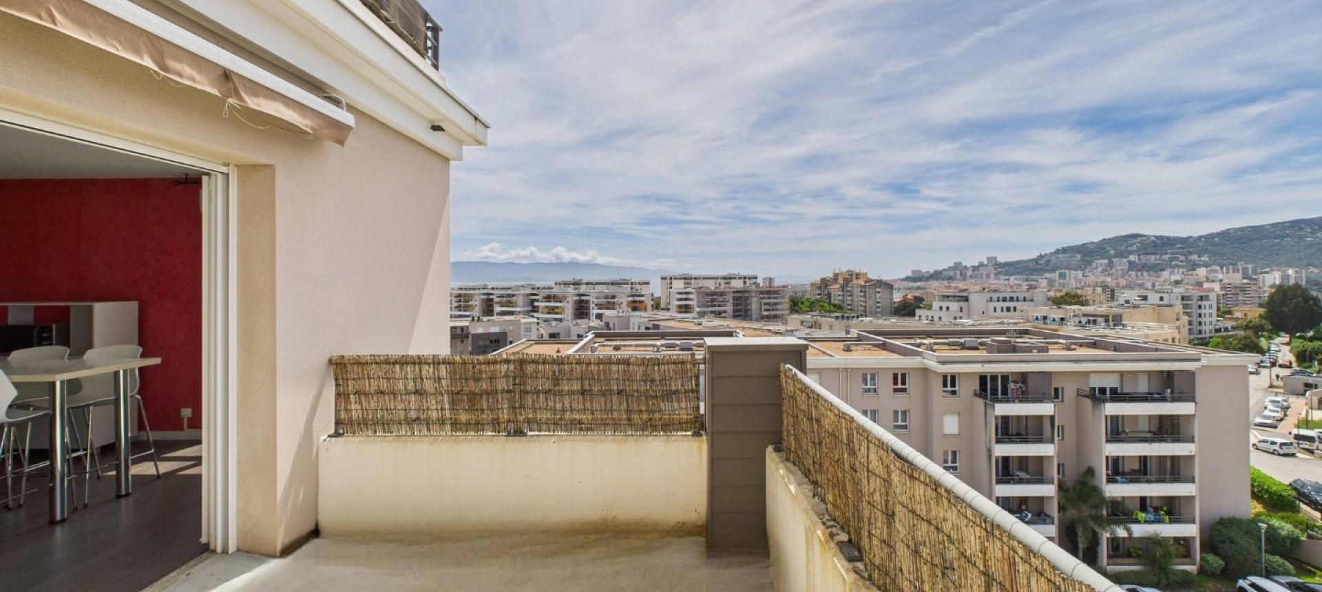 F4 A VENDRE RESIDENCE VIVALDI