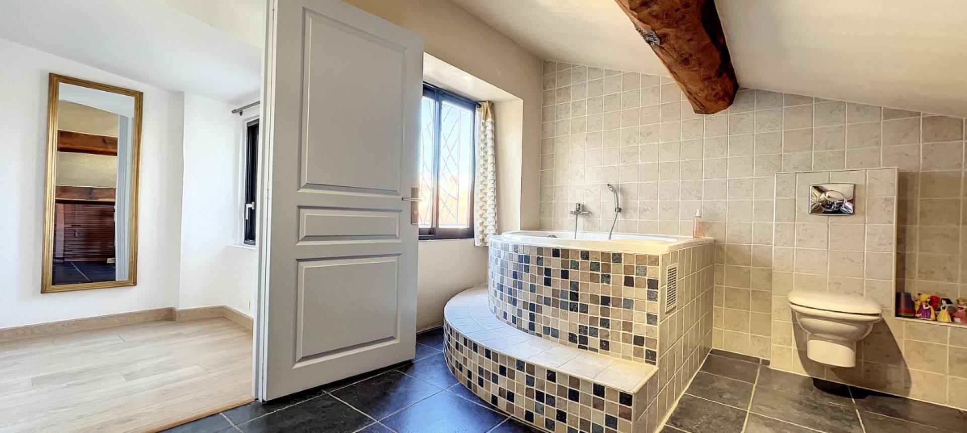 F4 toit terrasse à vendre Quartier de la préfecture Ajaccio