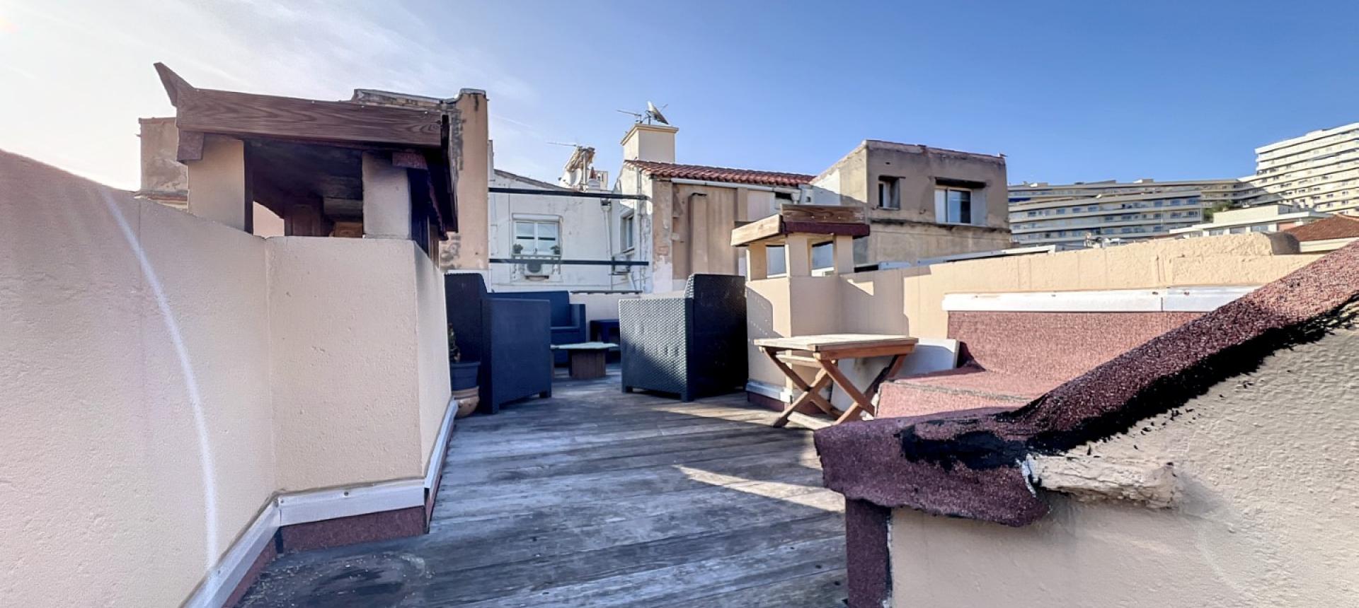 F4 toit terrasse à vendre Quartier de la préfecture Ajaccio