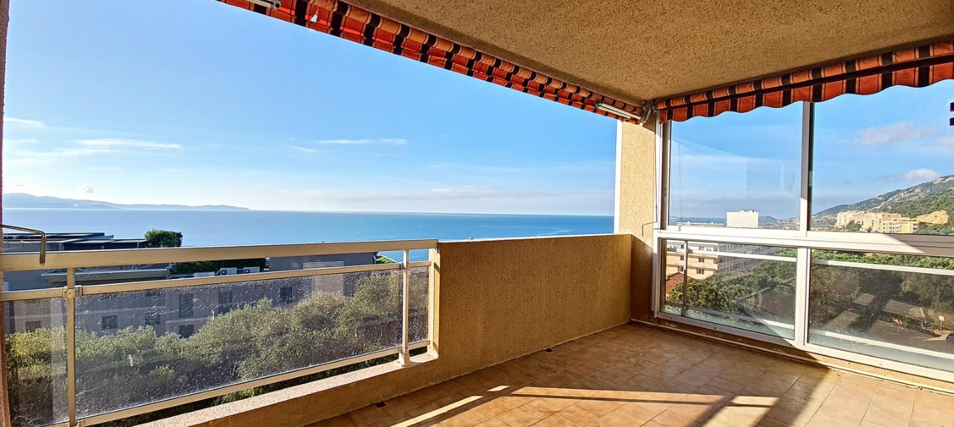 AJACCIO - VENTE APPARTEMENT F4 - TERRASSE VUE MER