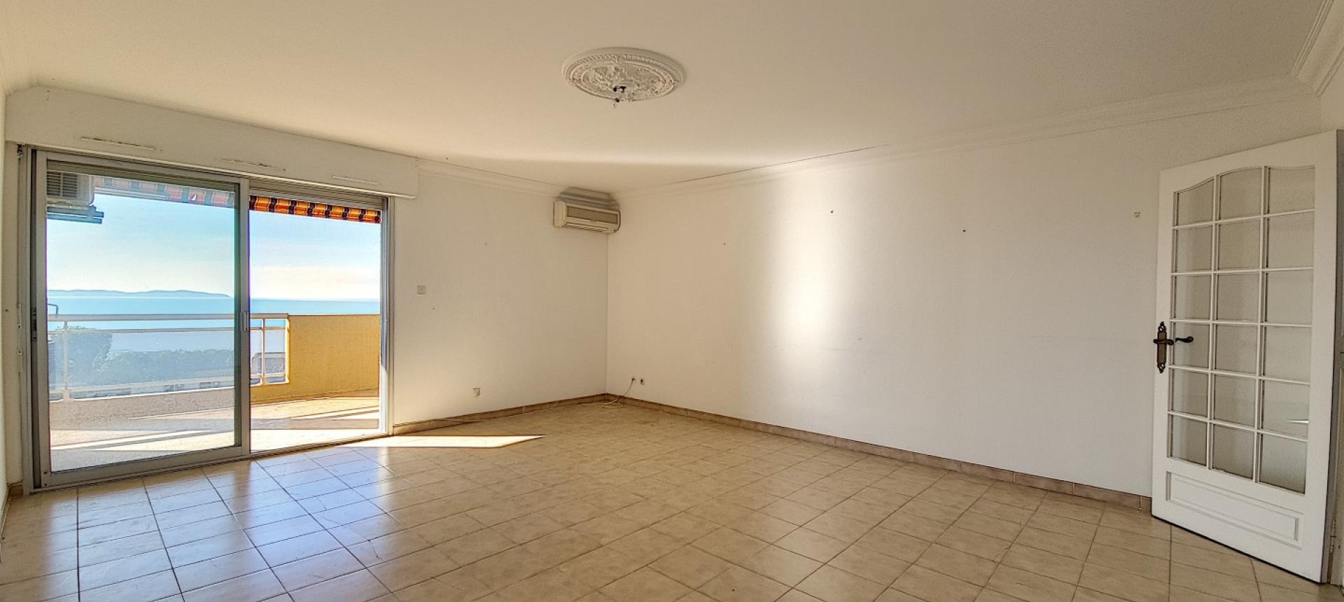 AJACCIO - VENTE APPARTEMENT F4 - TERRASSE VUE MER