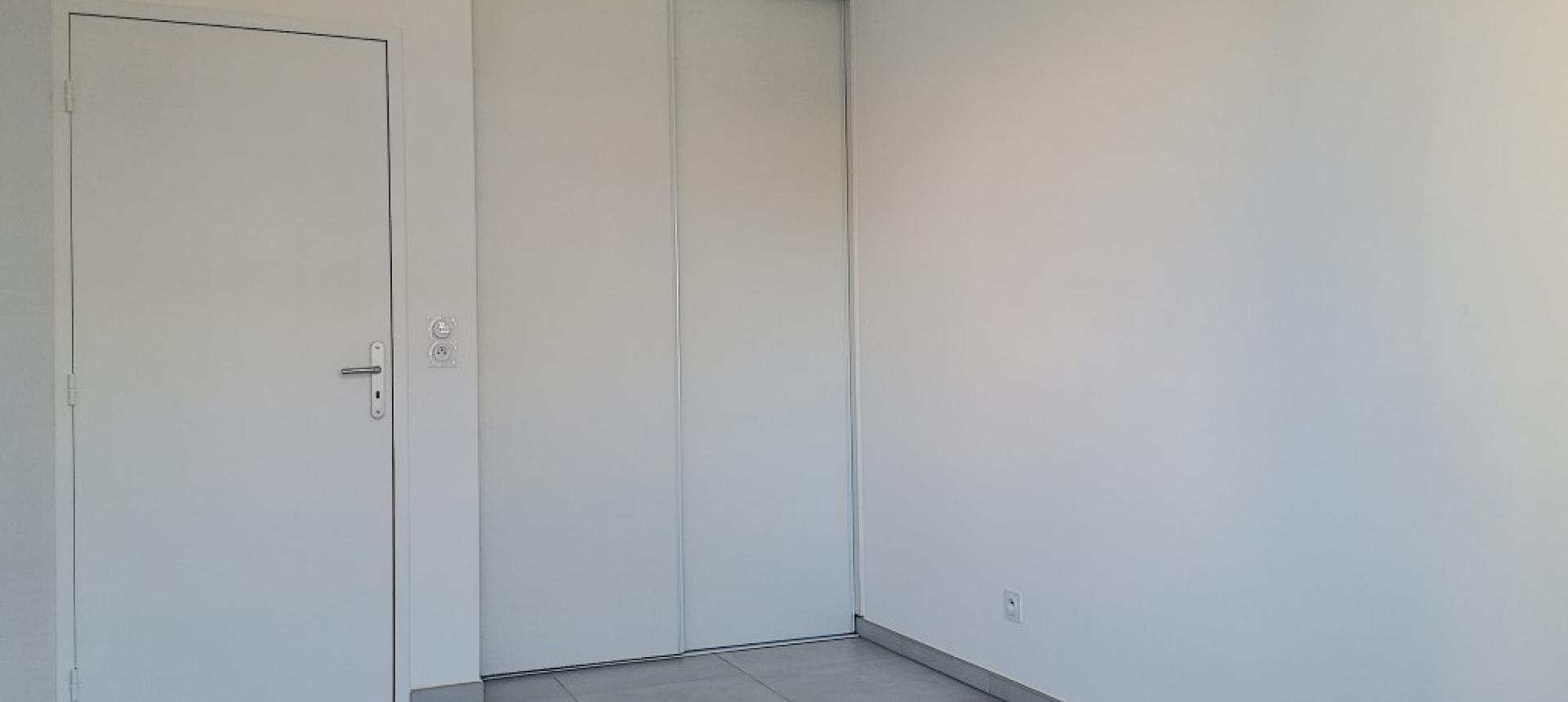 F4 CARRE BODICCIONE chambre avec placard