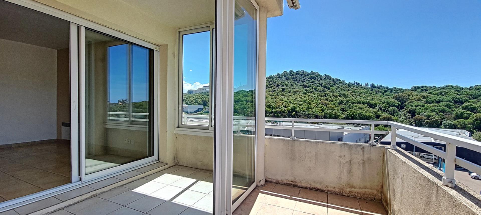 Vente appartement F4 DERNIER ETAGE à Ajaccio - Suartello 