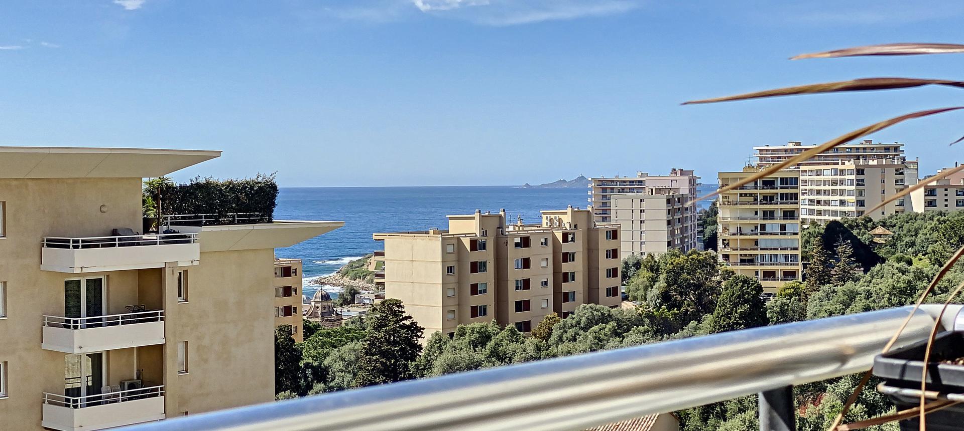 à vendre f4 sanguinaires ajaccio vue