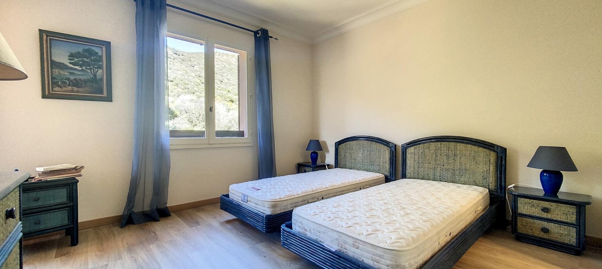 A VENDRE F4 VUE MER ROUTE DES  SANGUINAIRES