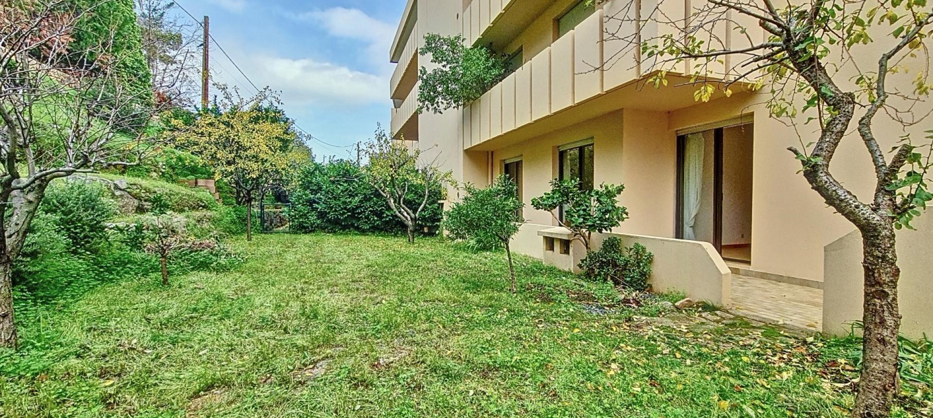 F5 à louer secteur Salario à Ajaccio