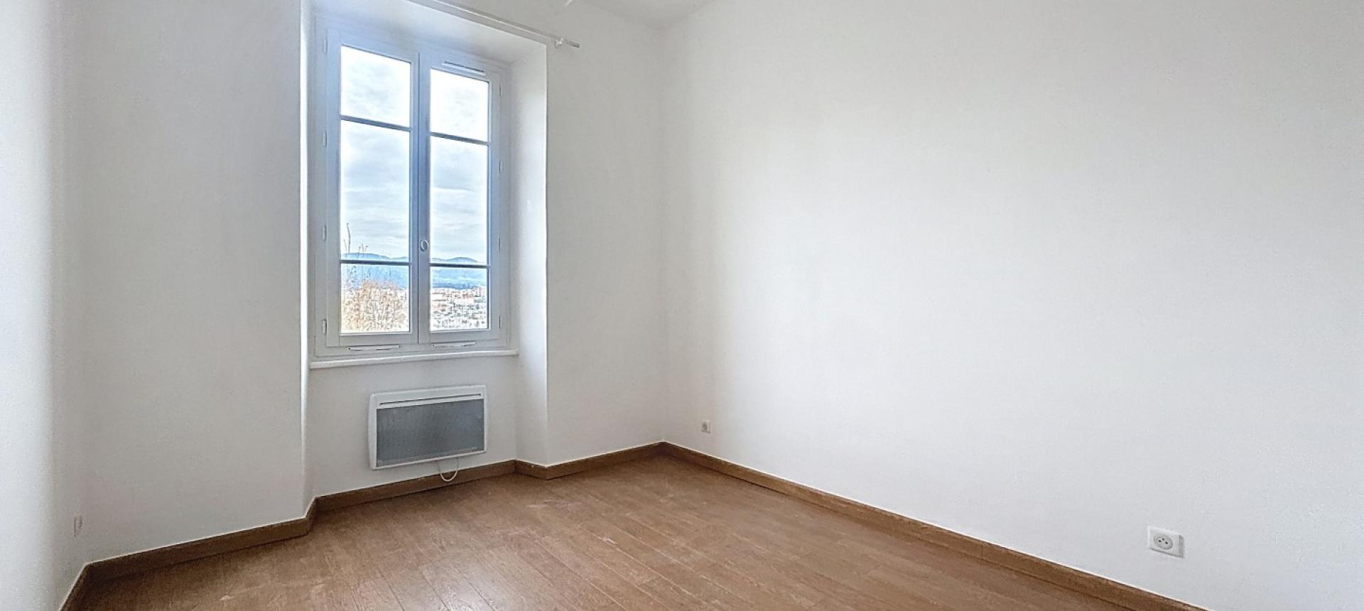 F5 à louer centre ville secteur Abatucci à Ajaccio