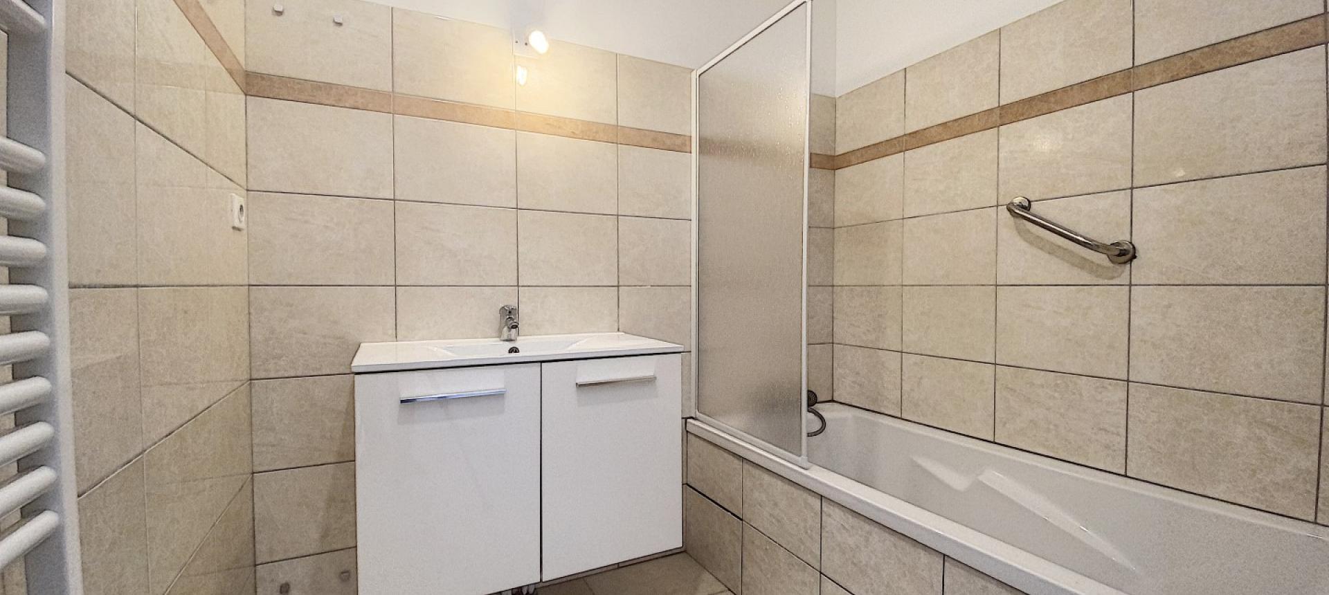 A vendre, un appartement T5 Duplex récent de standing cours Napoléon - Ajaccio