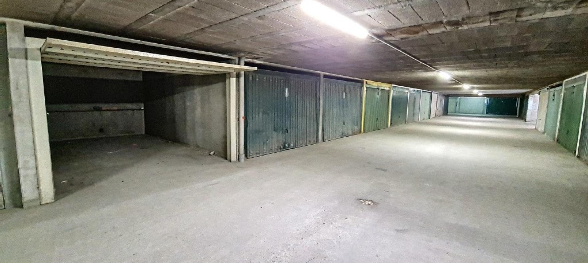 Garage à louer rue Chanoine Maestroni