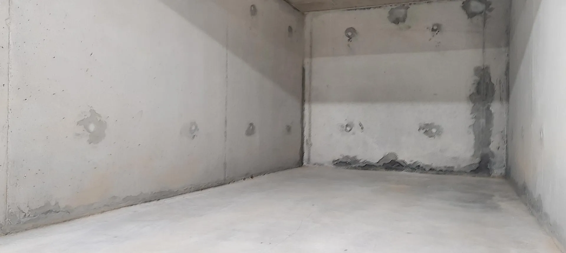 Garage à louer Carré bodiccione K1