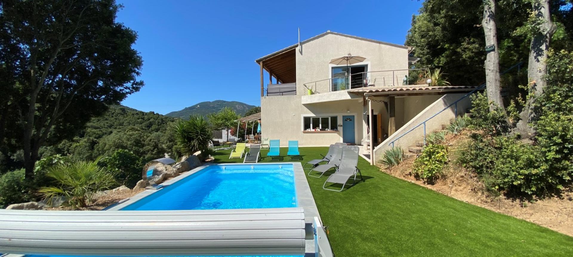 Villa à vendre proche Ajaccio - San Benedetto - Vue piscine 