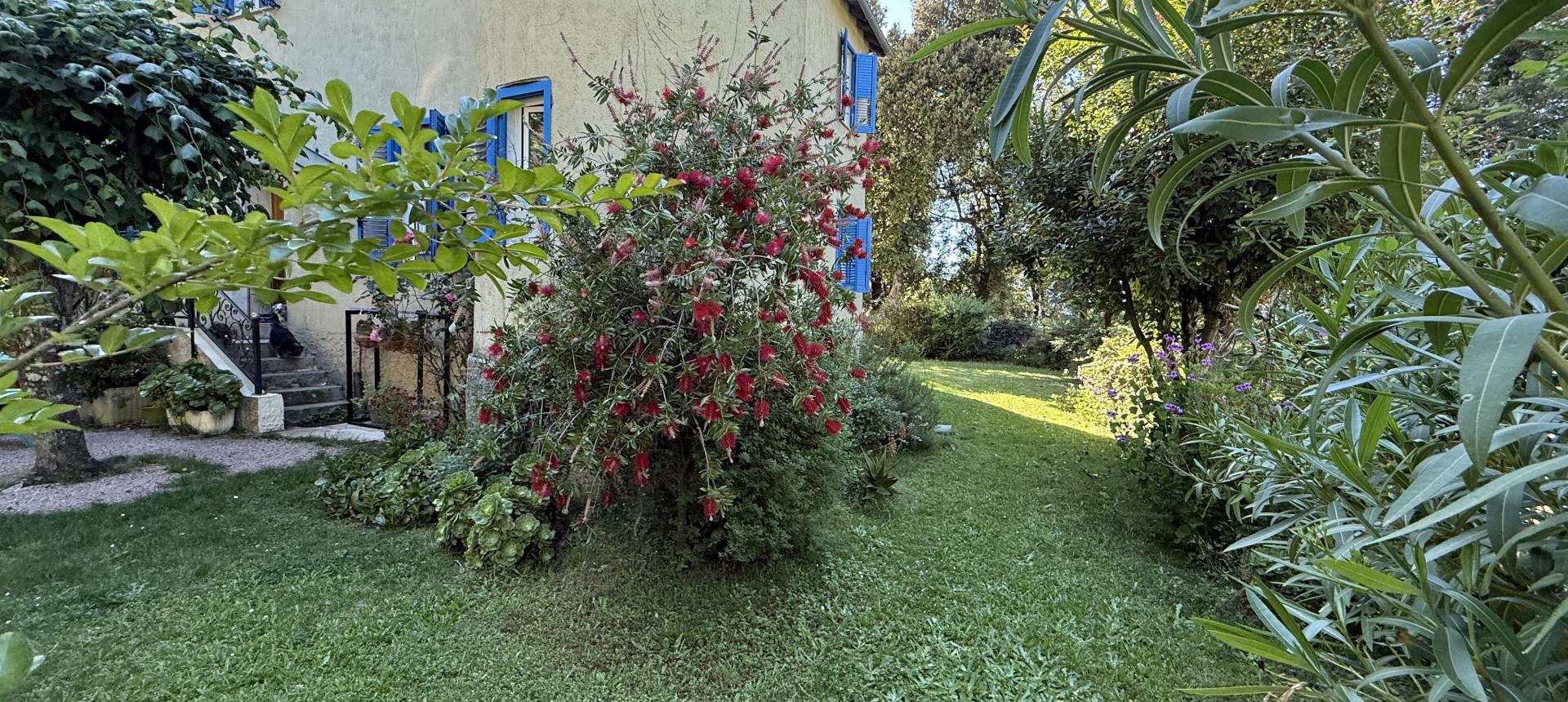 CHATEAU A VENDRE VICO 
