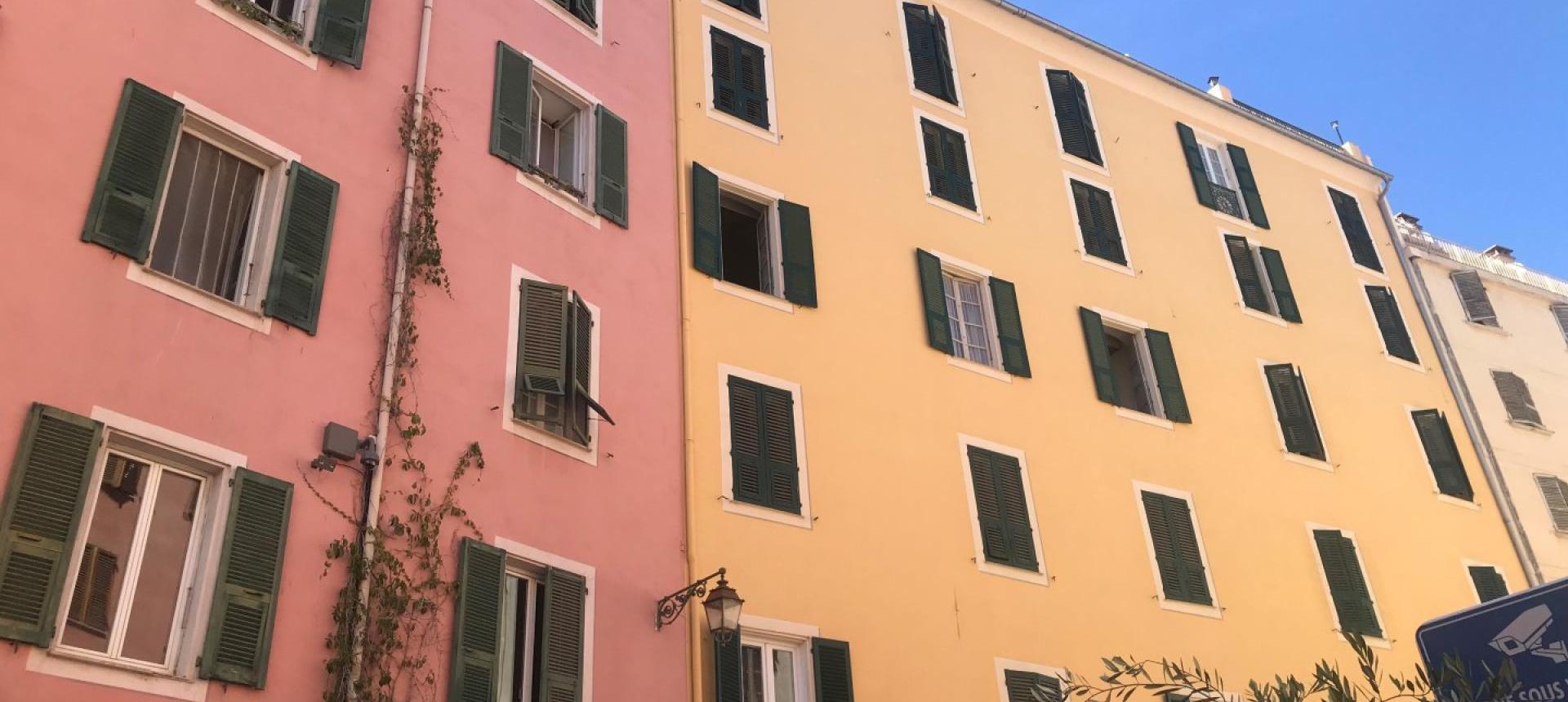 Dans l'Hyper-Centre d'Ajaccio, un grand F3 de 83 m²