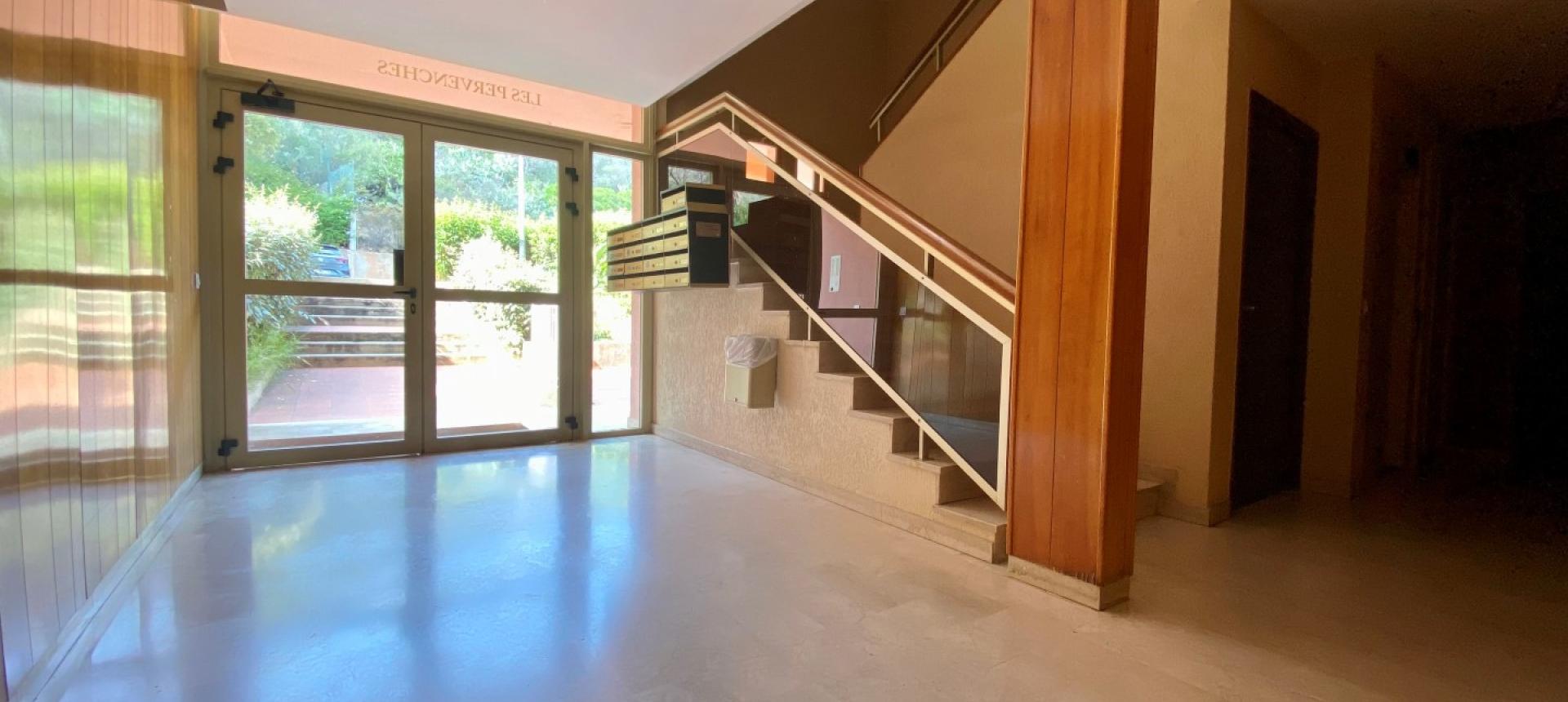 A VENDRE F4 VUE MER ROUTE DES SANGUINAIRES