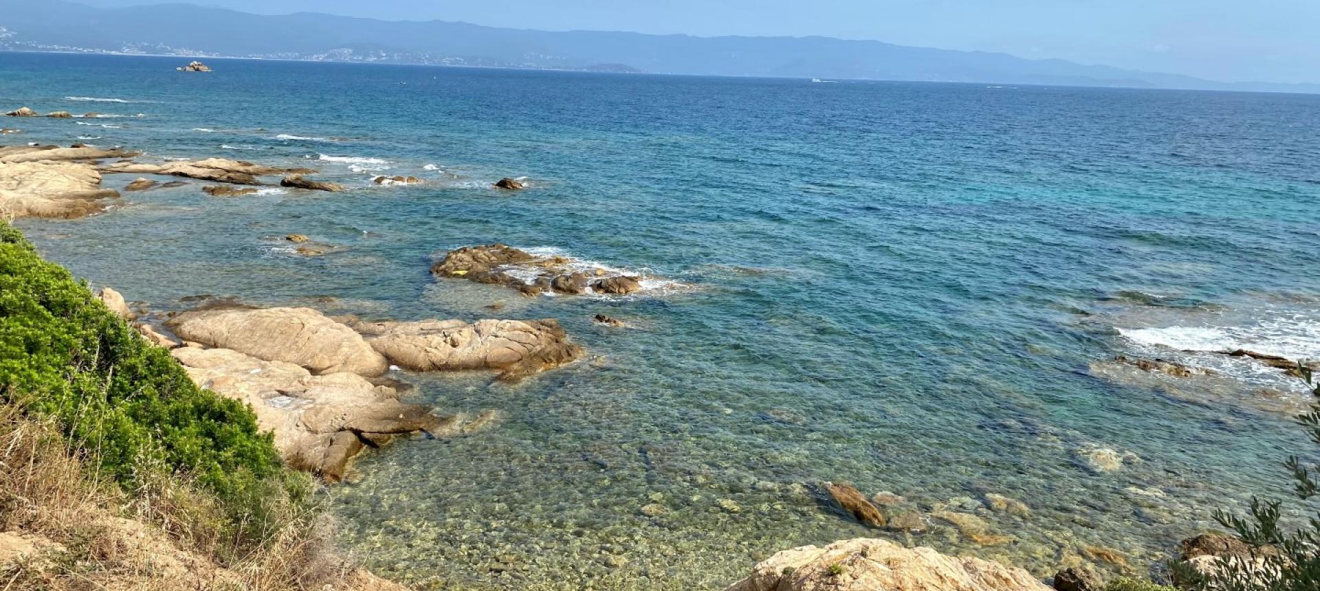 A VENDRE F4 VUE MER ROUTE DES SANGUINAIRES