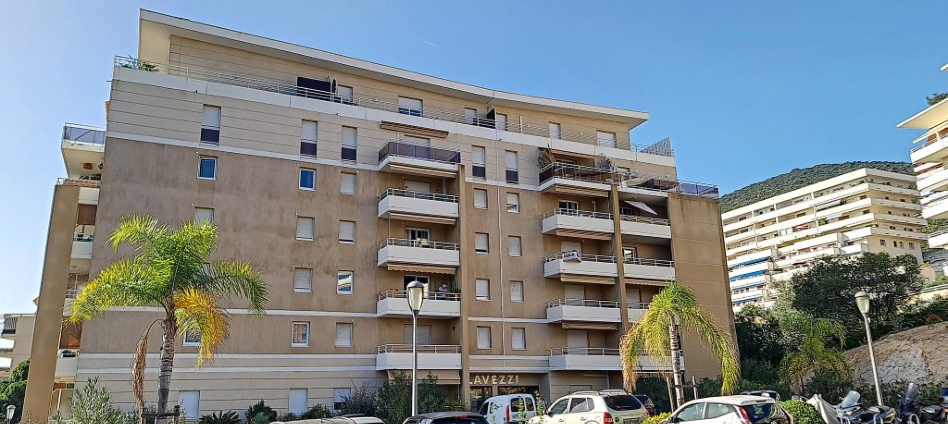 F2 MEUBLÉ IMM LAVEZZI IMMEUBLE