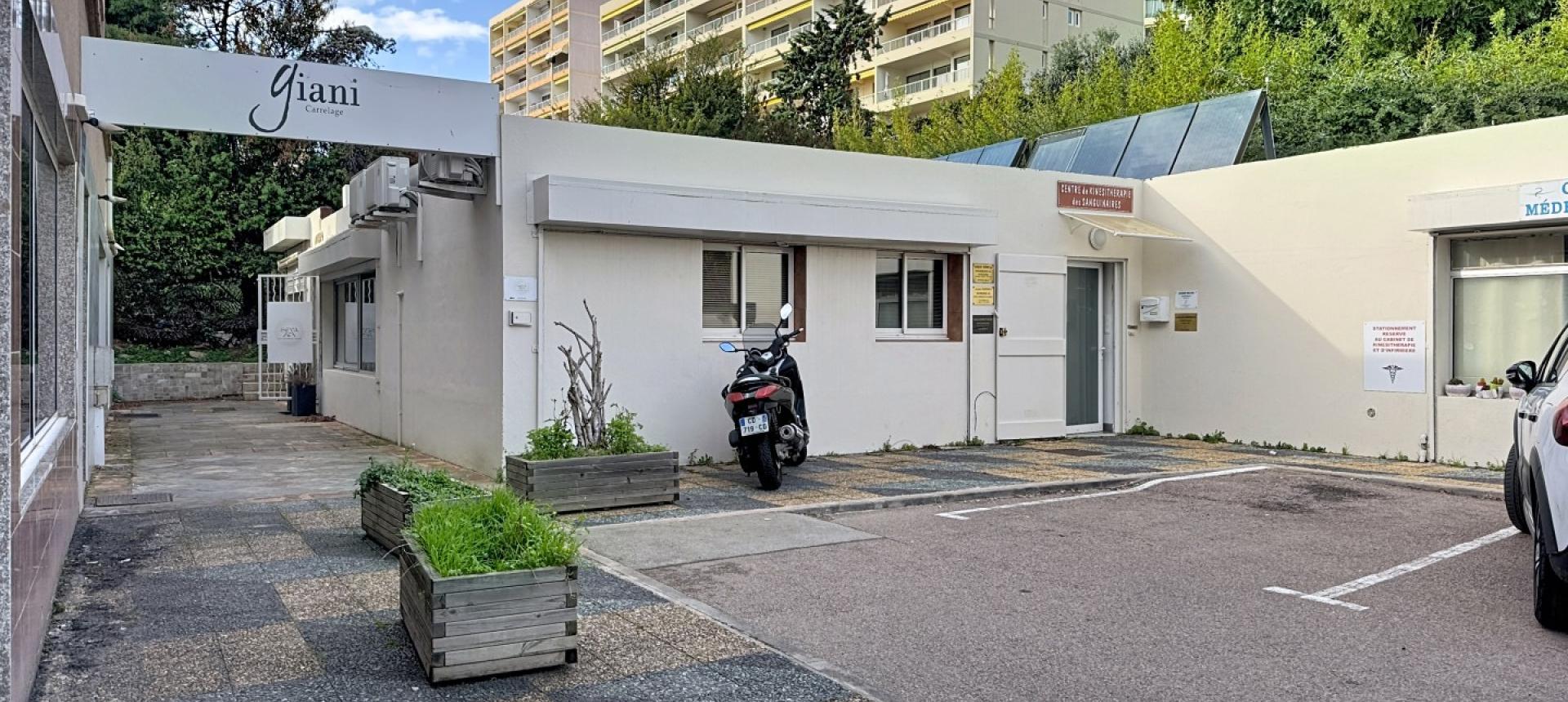 Local à louer Résidence des Iles - Route des Sanguinaires