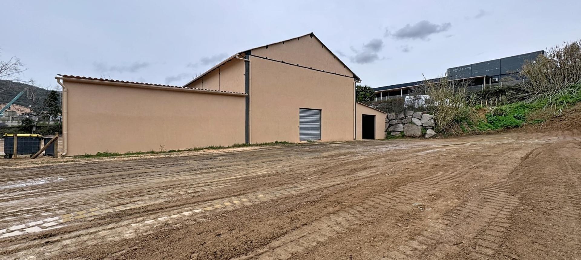 Hangar à louer secteur Suartello à Ajaccio